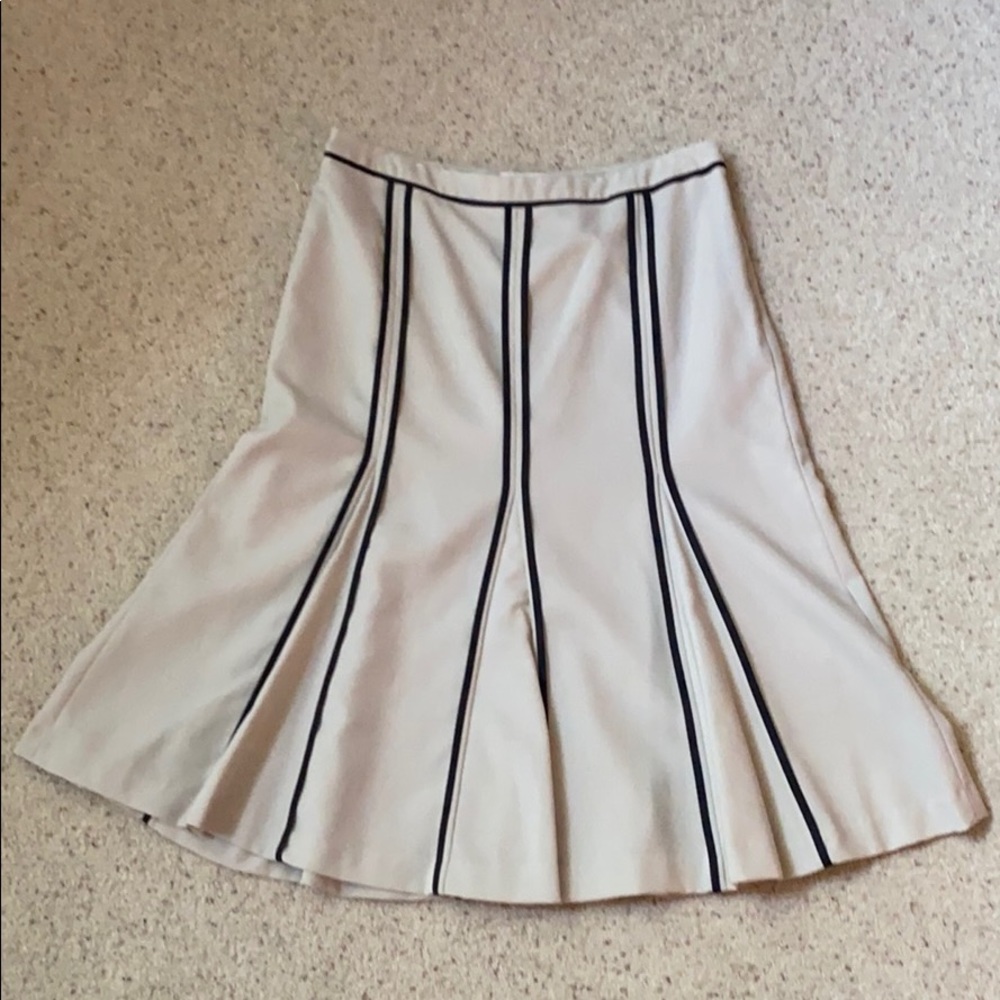 Loft skirt